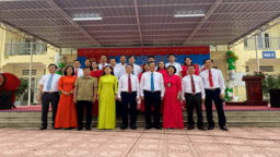 Trường THCS Phú Đông hân hoan đón chào năm học mới và cắt băng khánh thành gắn biển công trình chào mừng 55 năm ngày thành lập huyện Ba Vì (26/7/1968-26/7/2023)